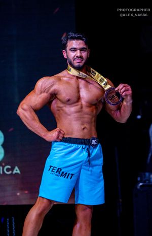 MEN‘S PHYSIQUE ЮНИОРЫ